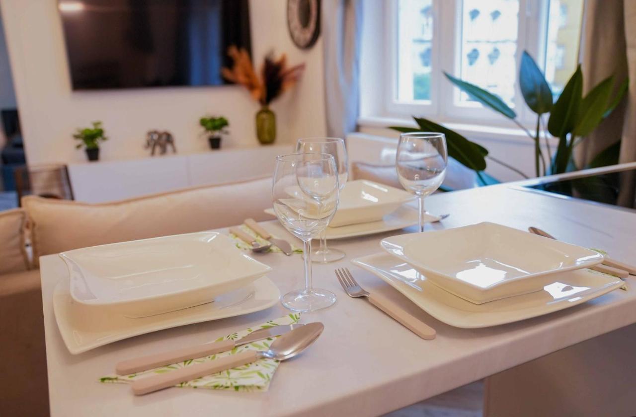 Apartament Corvin Avenue Premium Central