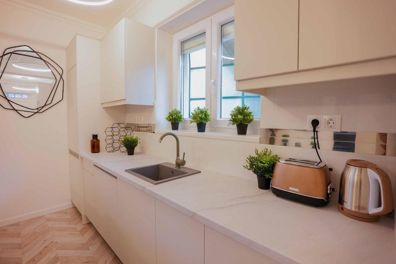 Apartament Corvin Avenue Premium Central