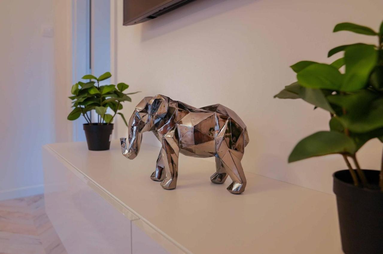 Apartament Corvin Avenue Premium Central